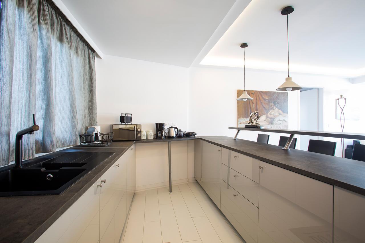 Bright Apartment With Stunning Acropolis Views! Sg5 Athens Luaran gambar